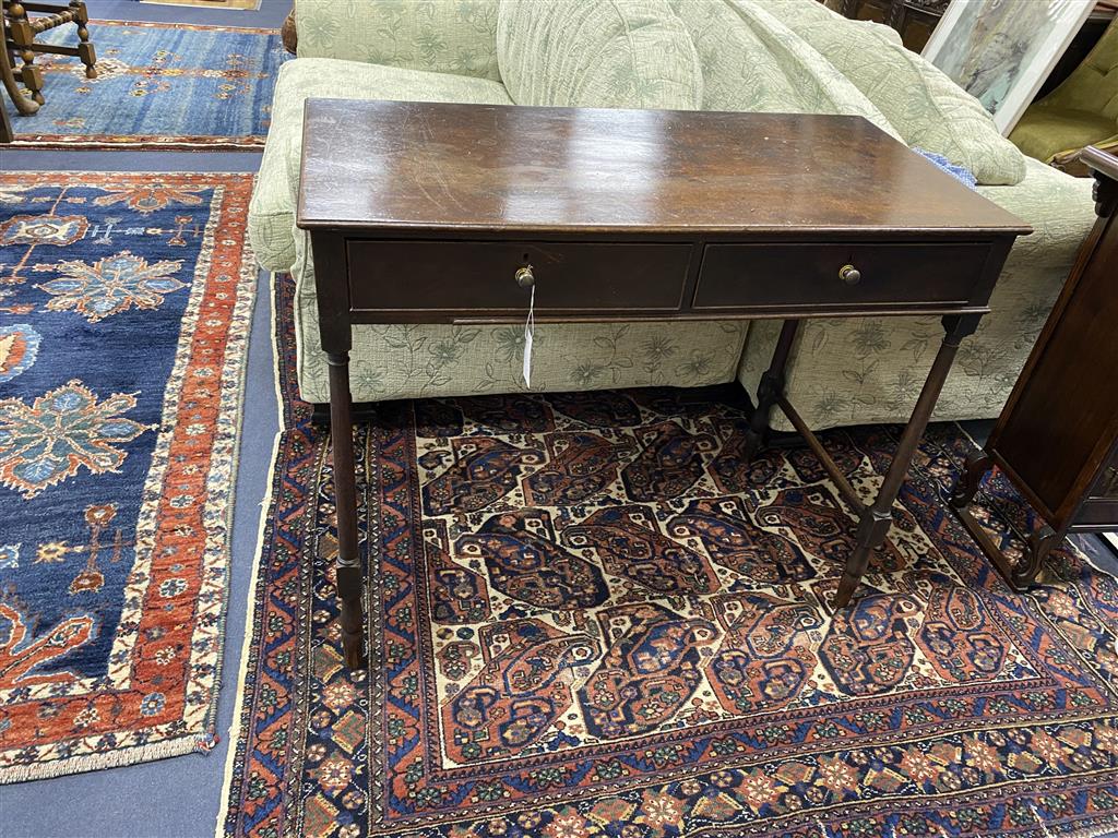 A George III mahogany side table, width 91cm, depth 46cm, height 74cm